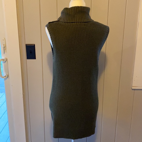 Turtleneck Sweater Tank - Picture 4 of 4